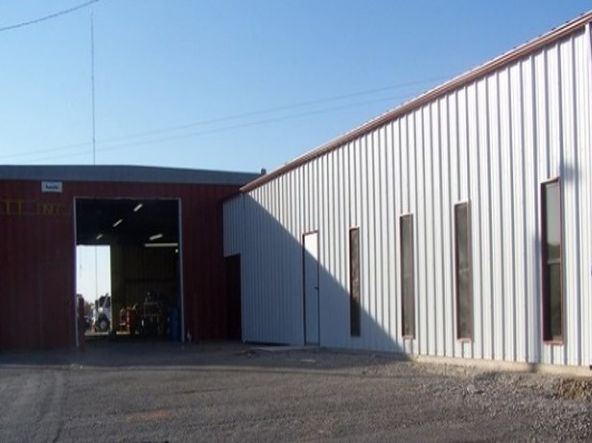 4600 S 4th St, Chickasha, OK 73018